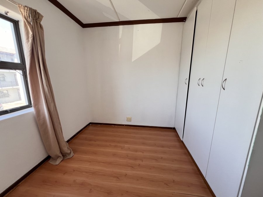 To Let 1 Bedroom Property for Rent in Parklands Western Cape